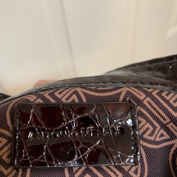 NWOT ANTONIO MELANI Espresso Patent Leather Embossed Croco Clutch Handbag - Picture 4 of 7